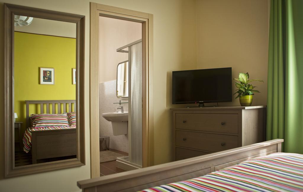 Liccu Bed And Breakfast CTA Room photo